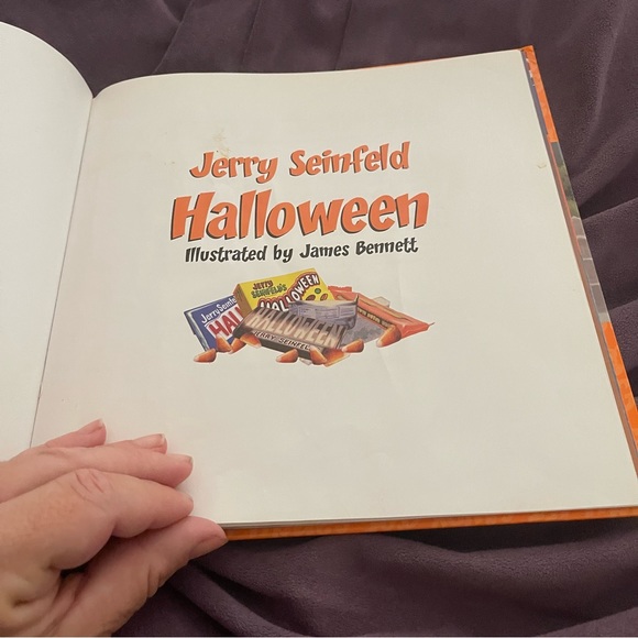 Amazing and rare find - Jerry Seinfeld book about Halloween - FIRST EDITION - Picture 7 of 10